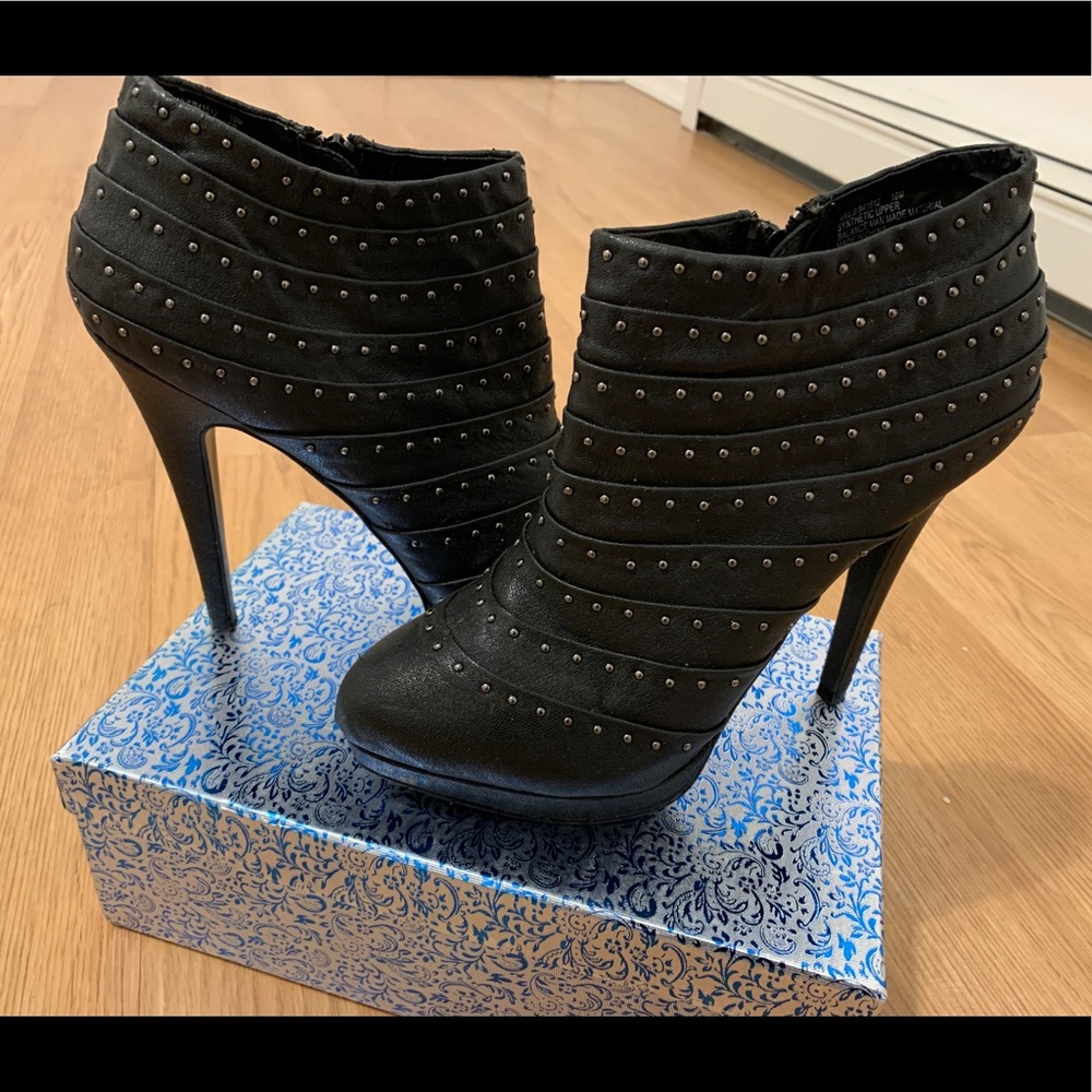 Studied Heel Booties